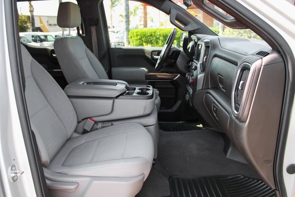 Used 2020 Chevrolet Silverado 1500 LT w/ Convenience Package image 29