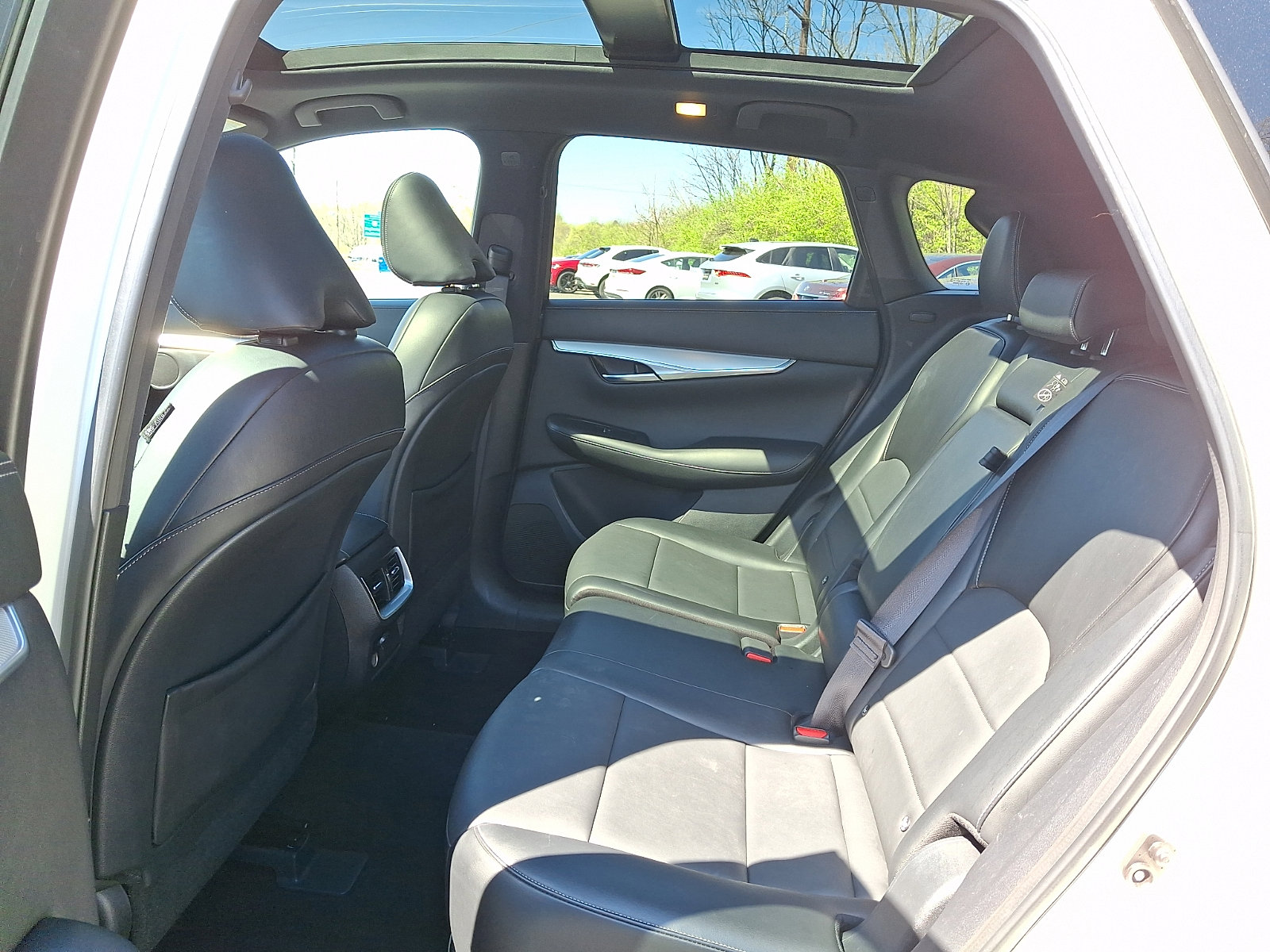Used 2020 INFINITI QX50 Essential w/ Edition 30 Package image 5