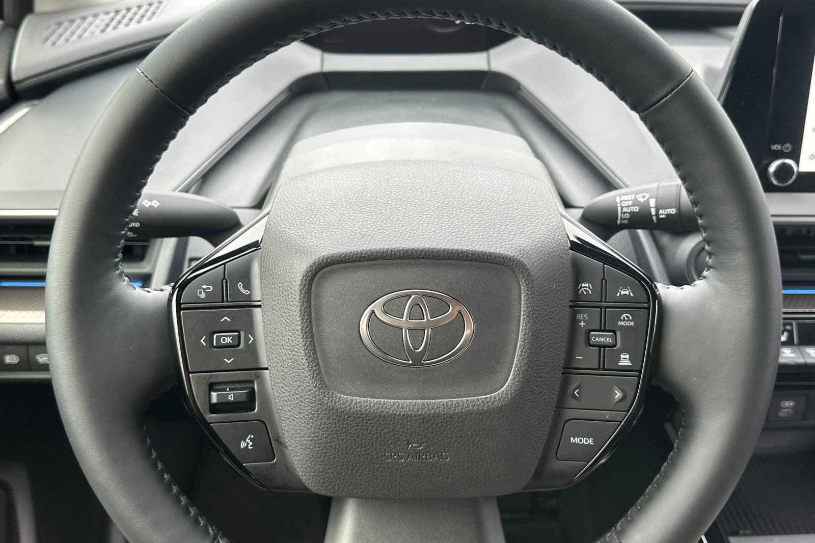 Used 2024 Toyota Prius LE image 23