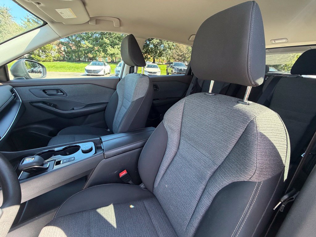 Used 2021 Nissan Rogue S AWD/4WD image 7