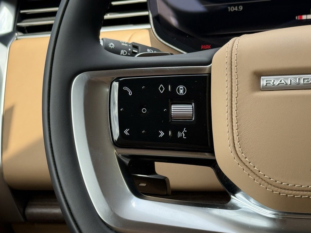 New 2025 Land Rover Range Rover SE image 19
