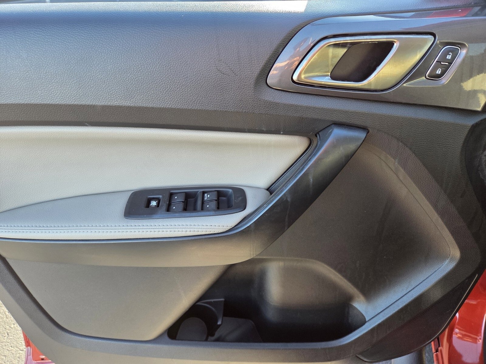 Certified 2023 Ford Ranger Lariat w/ Technology Package image 17