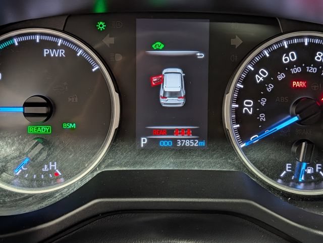 Used 2022 Toyota RAV4 XLE w/ Convenience Package AWD/4WD image 20