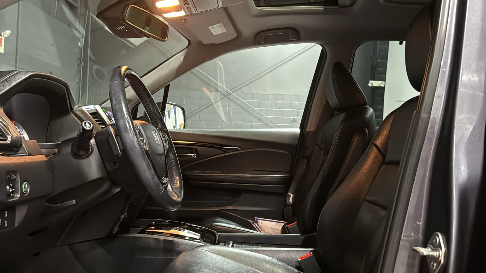Used 2016 Honda Pilot Touring image 10