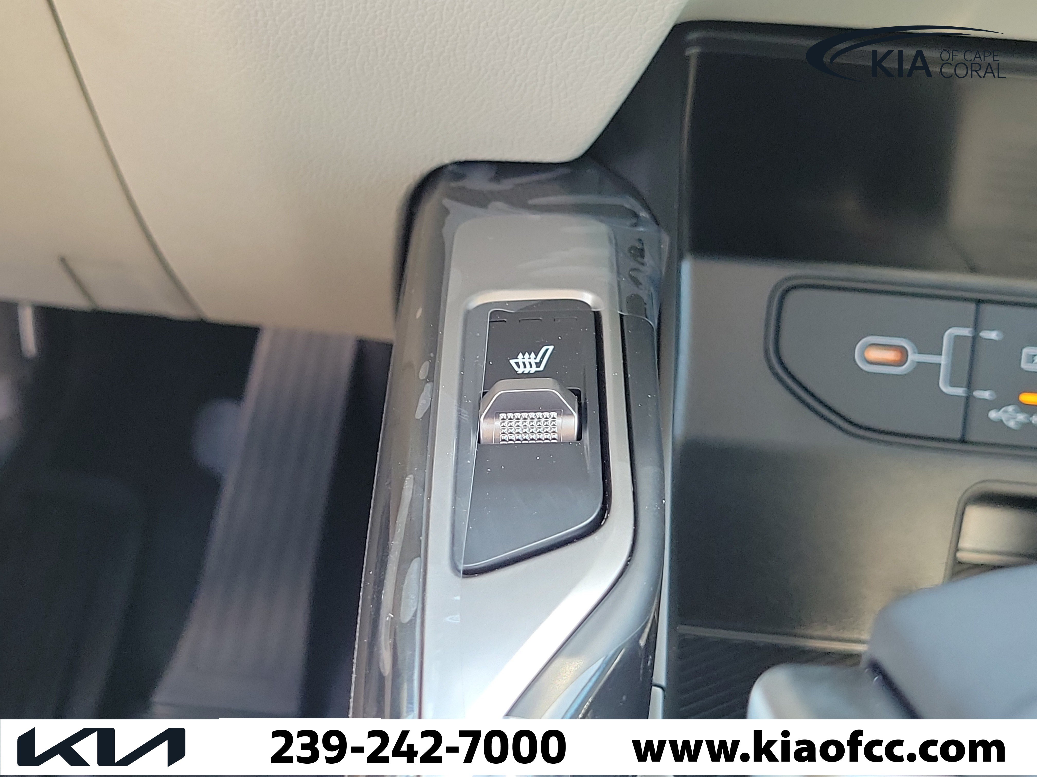 New 2026 Kia Sorento S w/ S Panoramic Sunroof Package FWD image 29