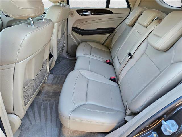 Used 2015 Mercedes-Benz ML 350 4MATIC image 19