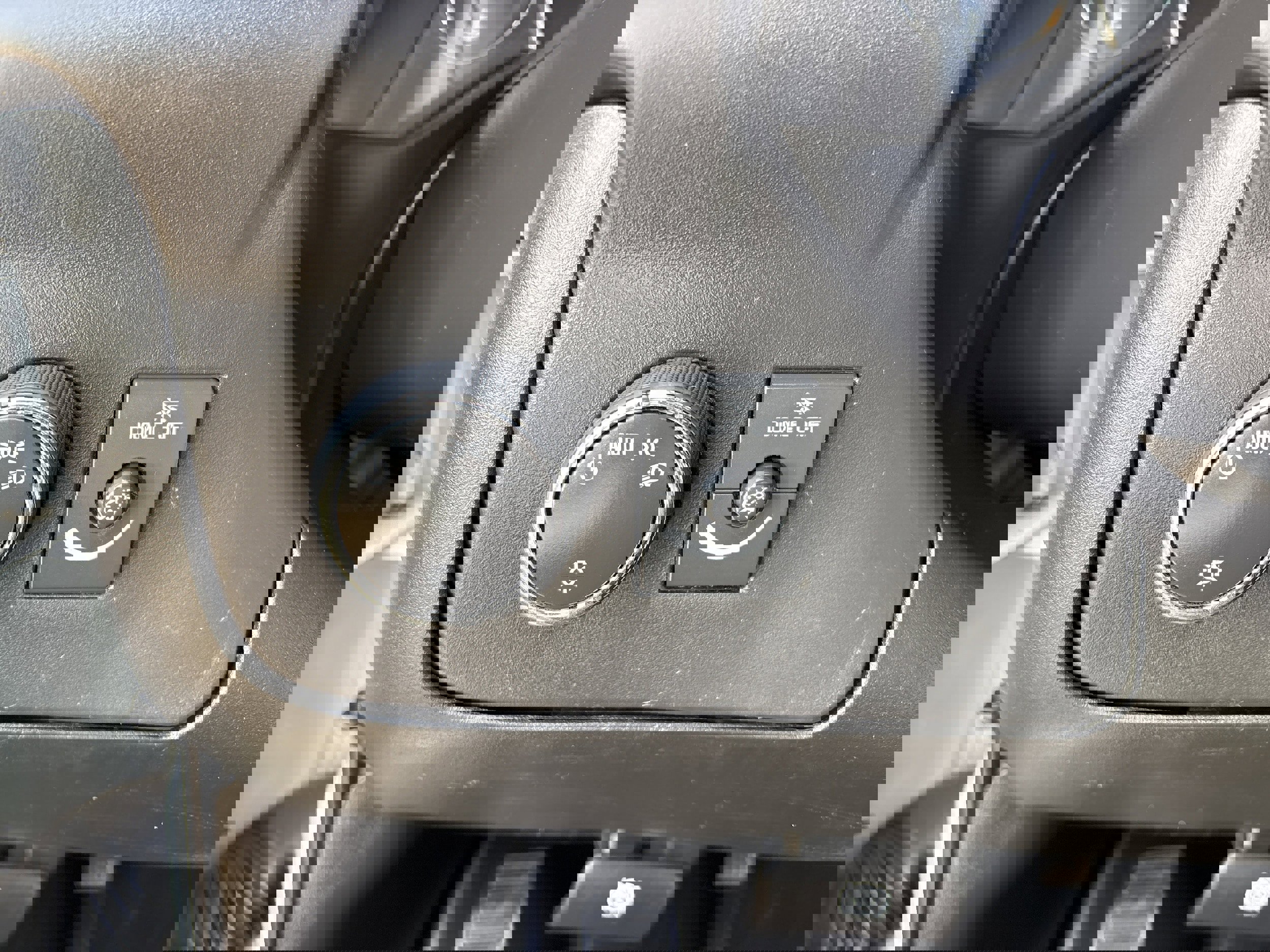 Used 2015 GMC Savana 3500 Extended image 11