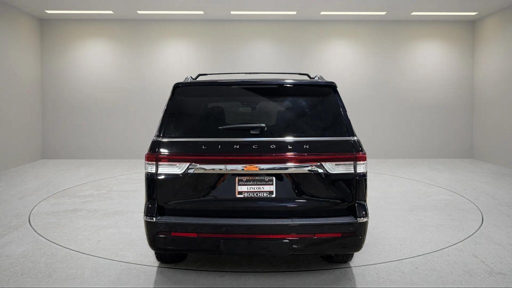 Certified 2023 Lincoln Navigator Reserve AWD/4WD image 4