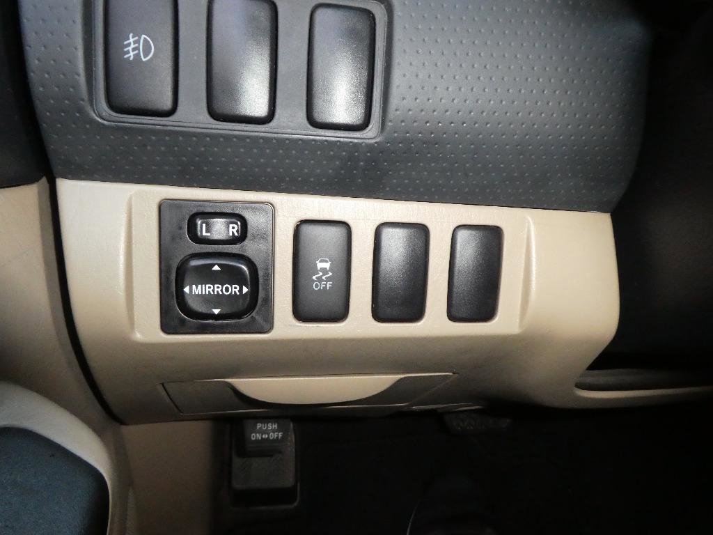 Used 2015 Toyota Tacoma PreRunner w/ SR5 Package image 12