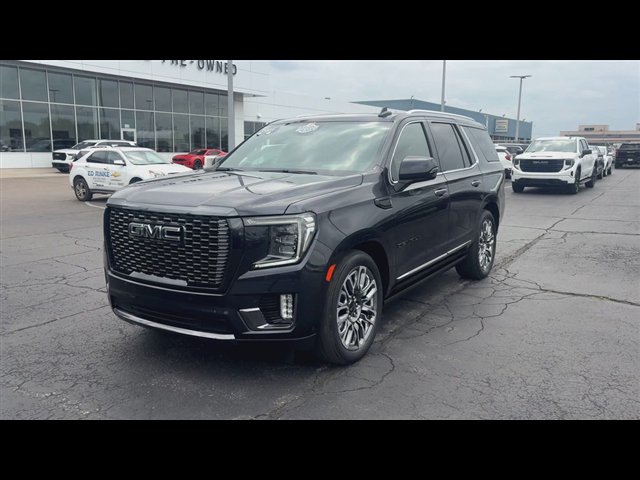 Certified 2023 GMC Yukon Denali Ultimate AWD/4WD image 4