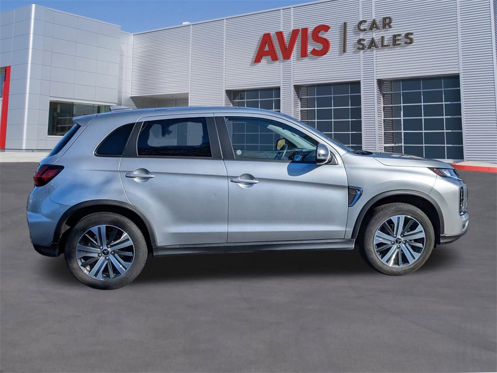 Used 2025 Mitsubishi Outlander Sport SE image 9