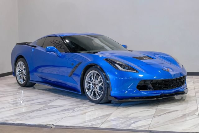 Used 2014 Chevrolet Corvette Stingray Coupe w/ 3LT Preferred Equipment Group RWD image 9