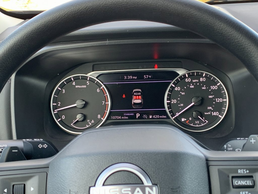 Used 2025 Nissan Rogue S image 9