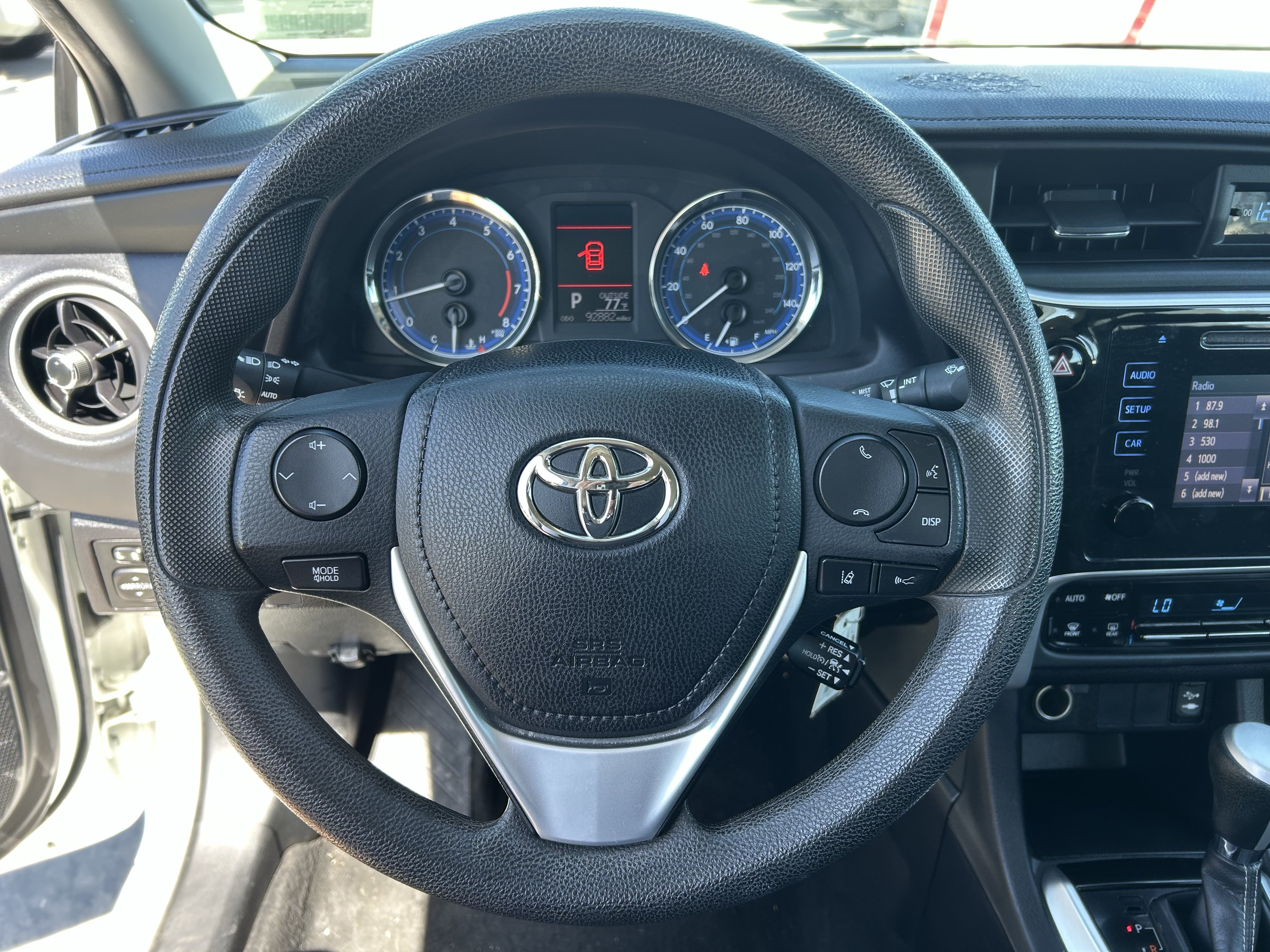 Certified 2019 Toyota Corolla LE FWD image 24