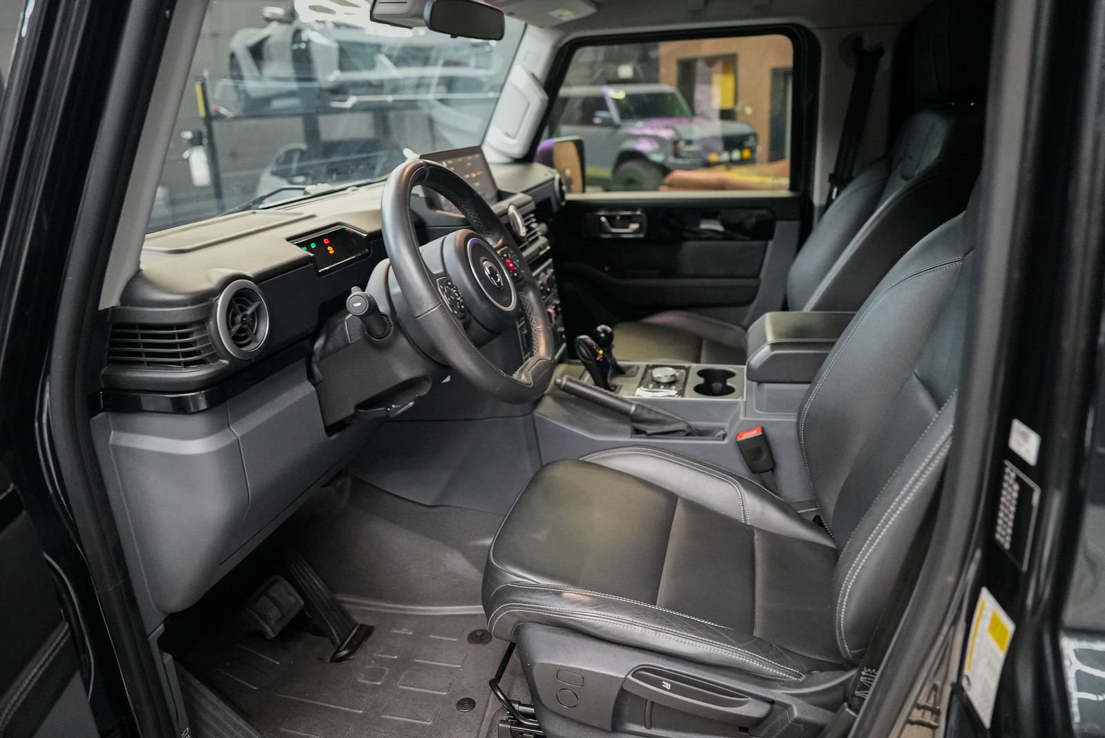 Used 2024 INEOS Grenadier Fieldmaster Edition AWD/4WD image 21