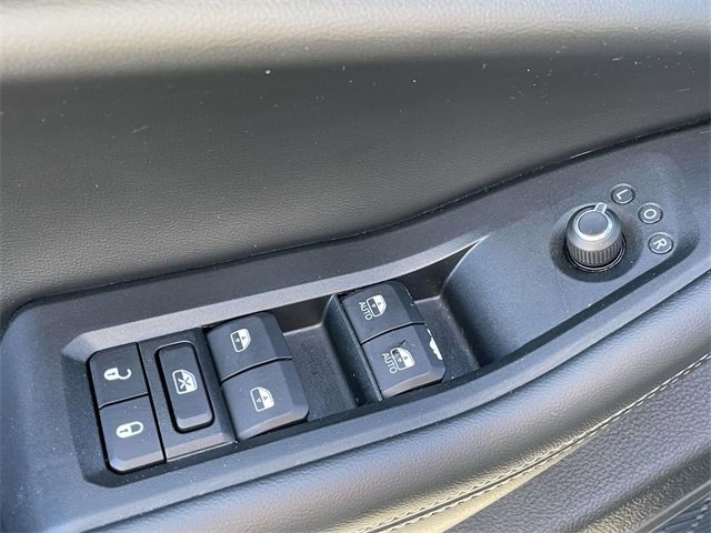 Used 2024 Jeep Grand Cherokee L Altitude image 31