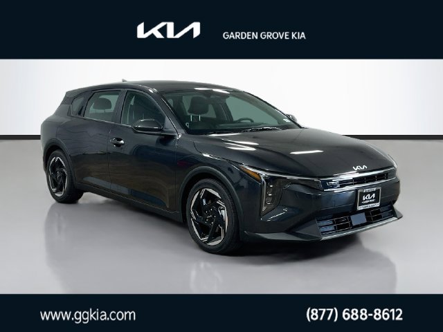 New 2026 Kia K4 EX