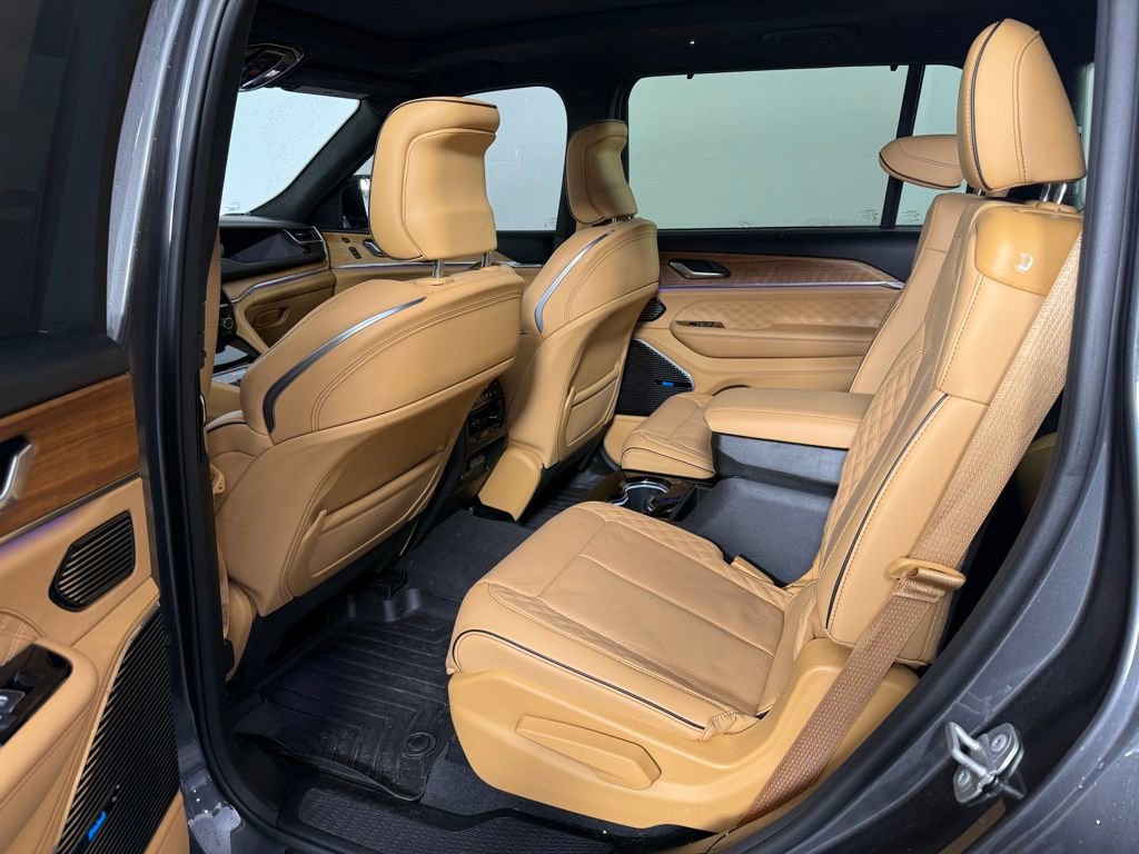 Used 2022 Jeep Grand Cherokee L Summit image 20