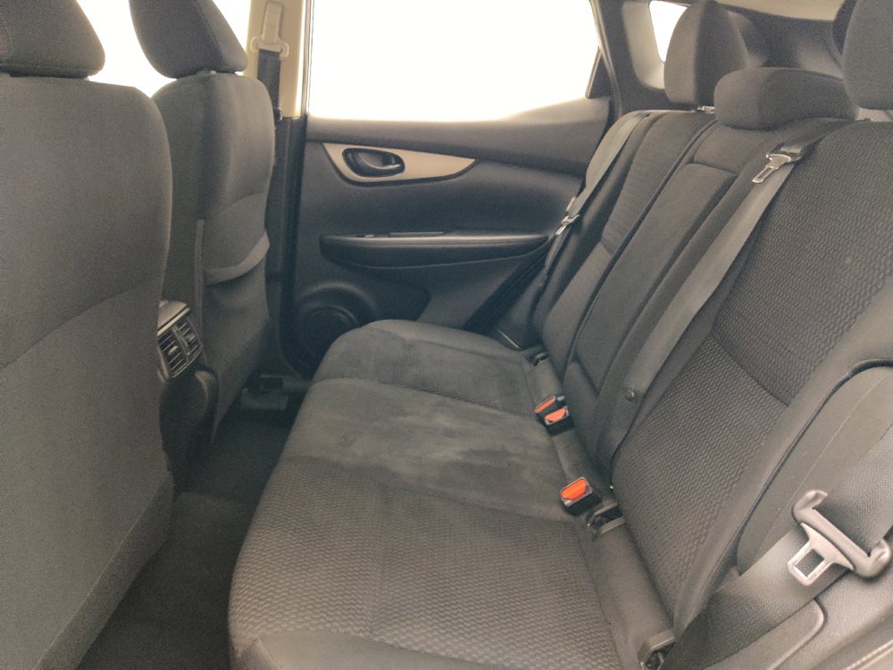Used 2022 Nissan Rogue Sport S FWD image 18