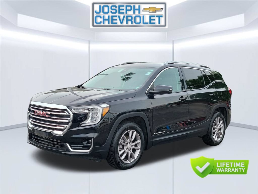 Used 2024 GMC Terrain SLT AWD/4WD image 2