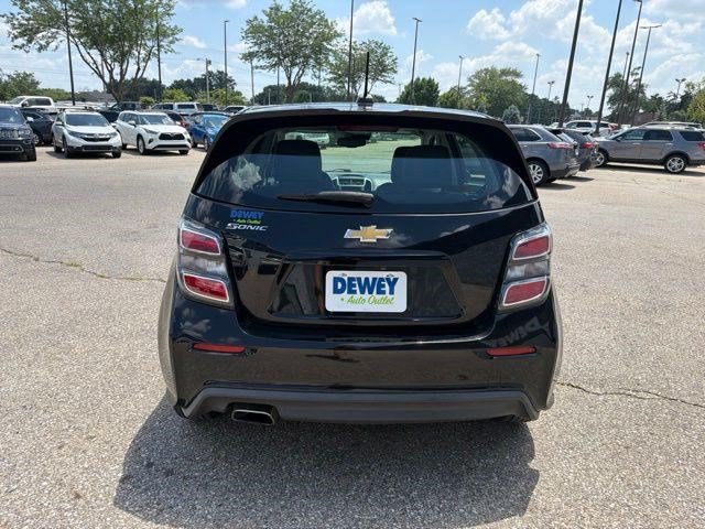 Used 2020 Chevrolet Sonic LT FWD image 4