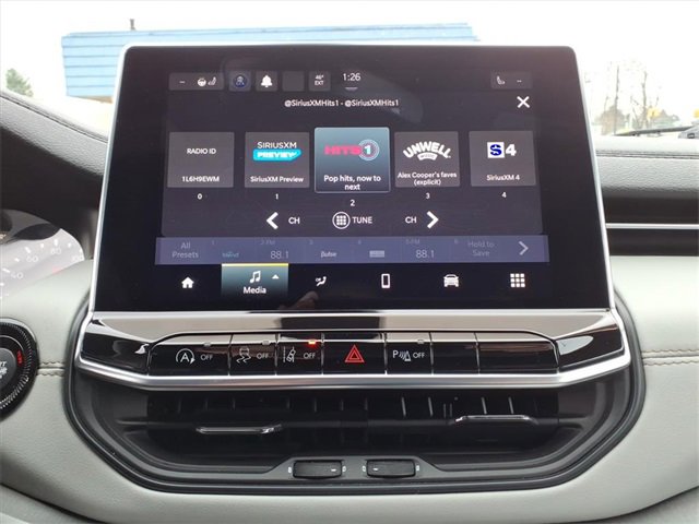 Used 2023 Jeep Compass Limited image 19