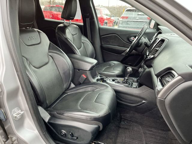 Used 2019 Jeep Cherokee Limited image 25