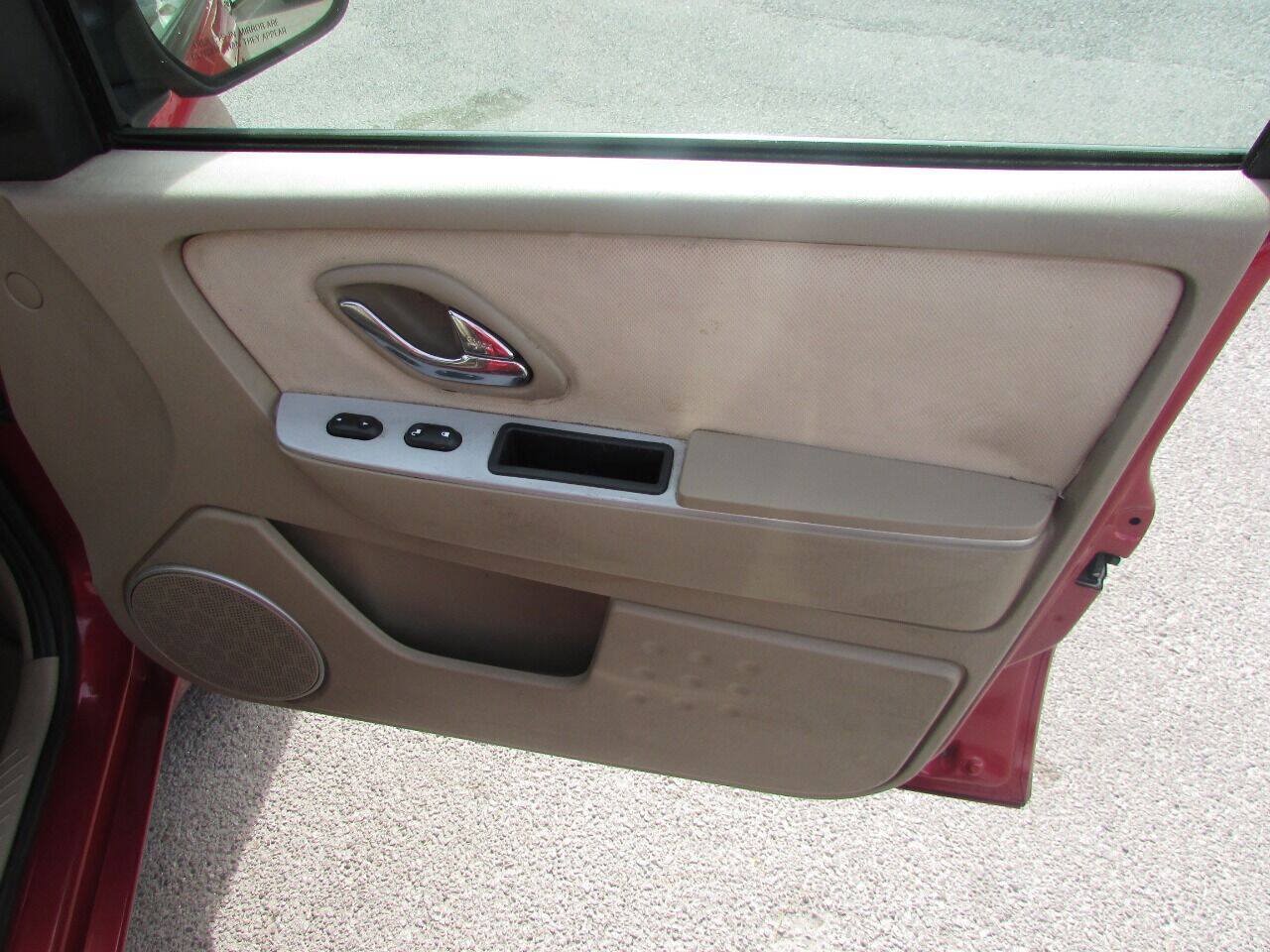 Used 2006 Mercury Mariner 4WD Hybrid image 37
