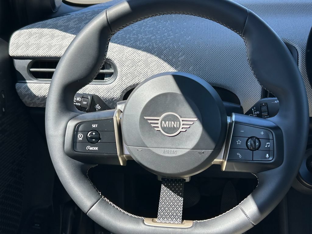 Used 2026 MINI Cooper S FWD image 18