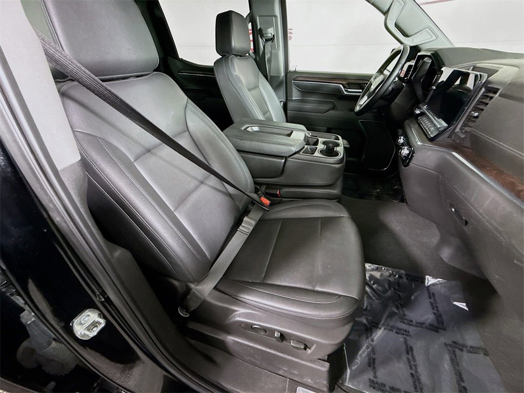 Used 2025 GMC Sierra 1500 SLT image 30