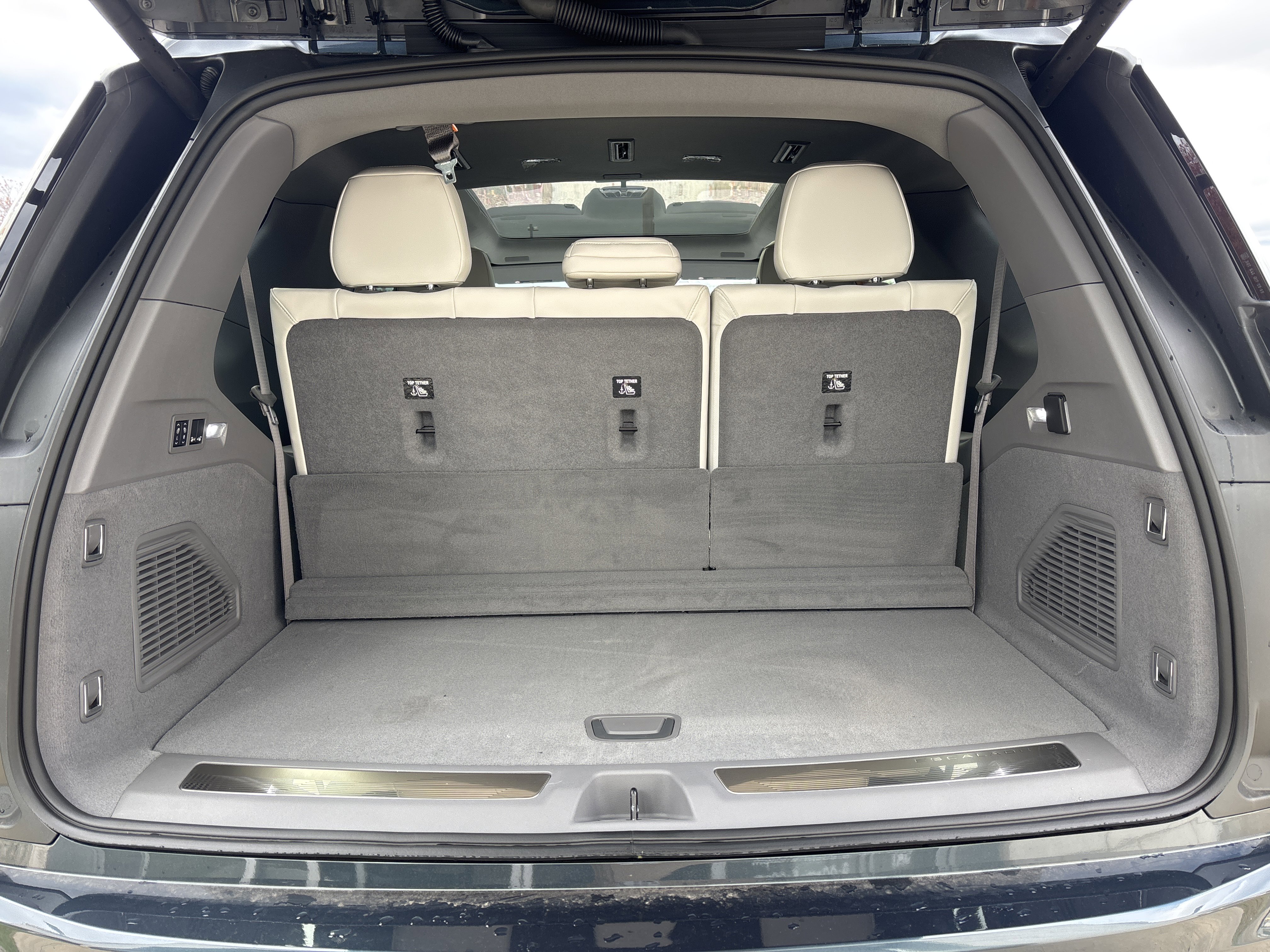 New 2026 Cadillac Escalade IQL Luxury image 40