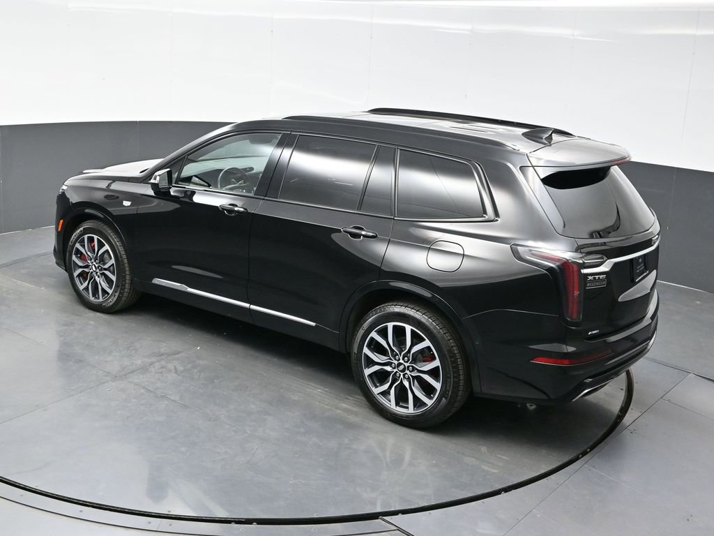 Certified 2025 Cadillac XT6 Sport w/ Platinum Package AWD/4WD image 36