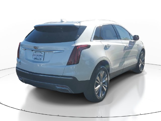 Certified 2024 Cadillac XT5 Premium Luxury w/ LPO, Floor Liner Package AWD/4WD image 4