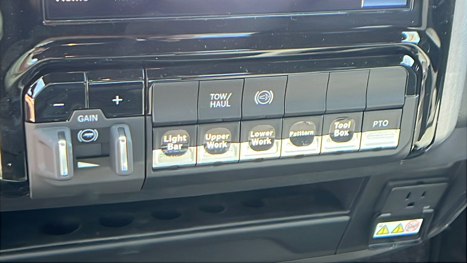 New 2025 RAM 5500 2WD Regular Cab image 49