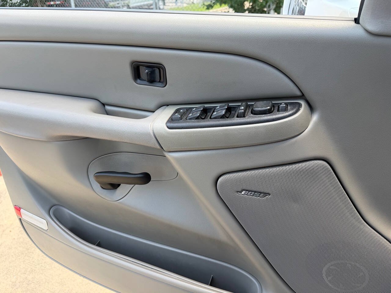 Used 2006 Chevrolet Silverado 2500 LT w/ Onstar Plus Package AWD/4WD image 44