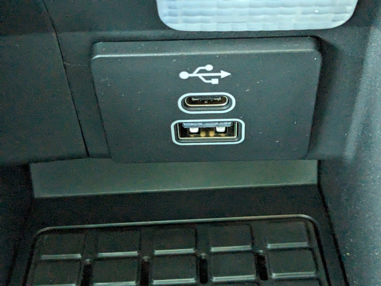 New 2025 Lincoln Aviator Reserve w/ Illumination Package image 26