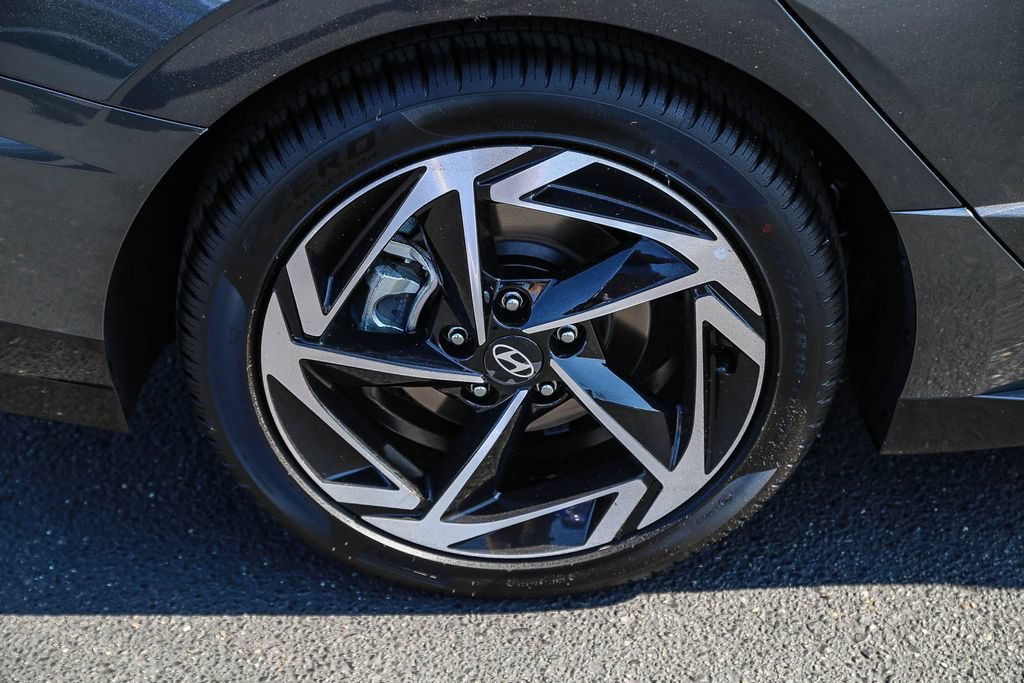 Certified 2026 Hyundai Sonata SEL FWD image 11