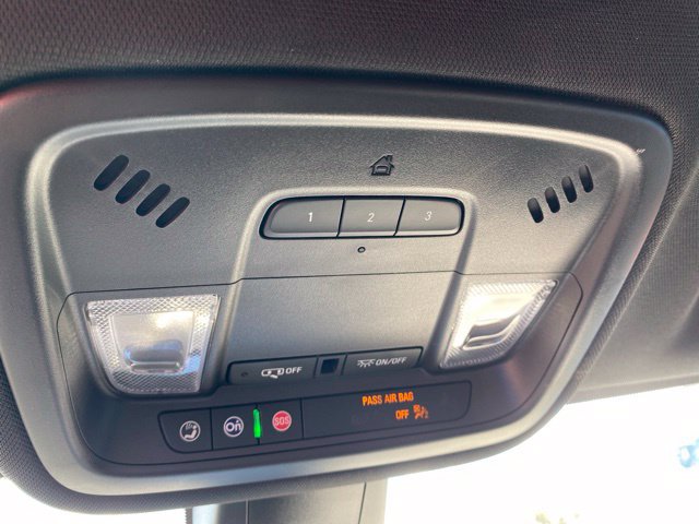 Used 2023 Chevrolet Traverse LT AWD/4WD image 29