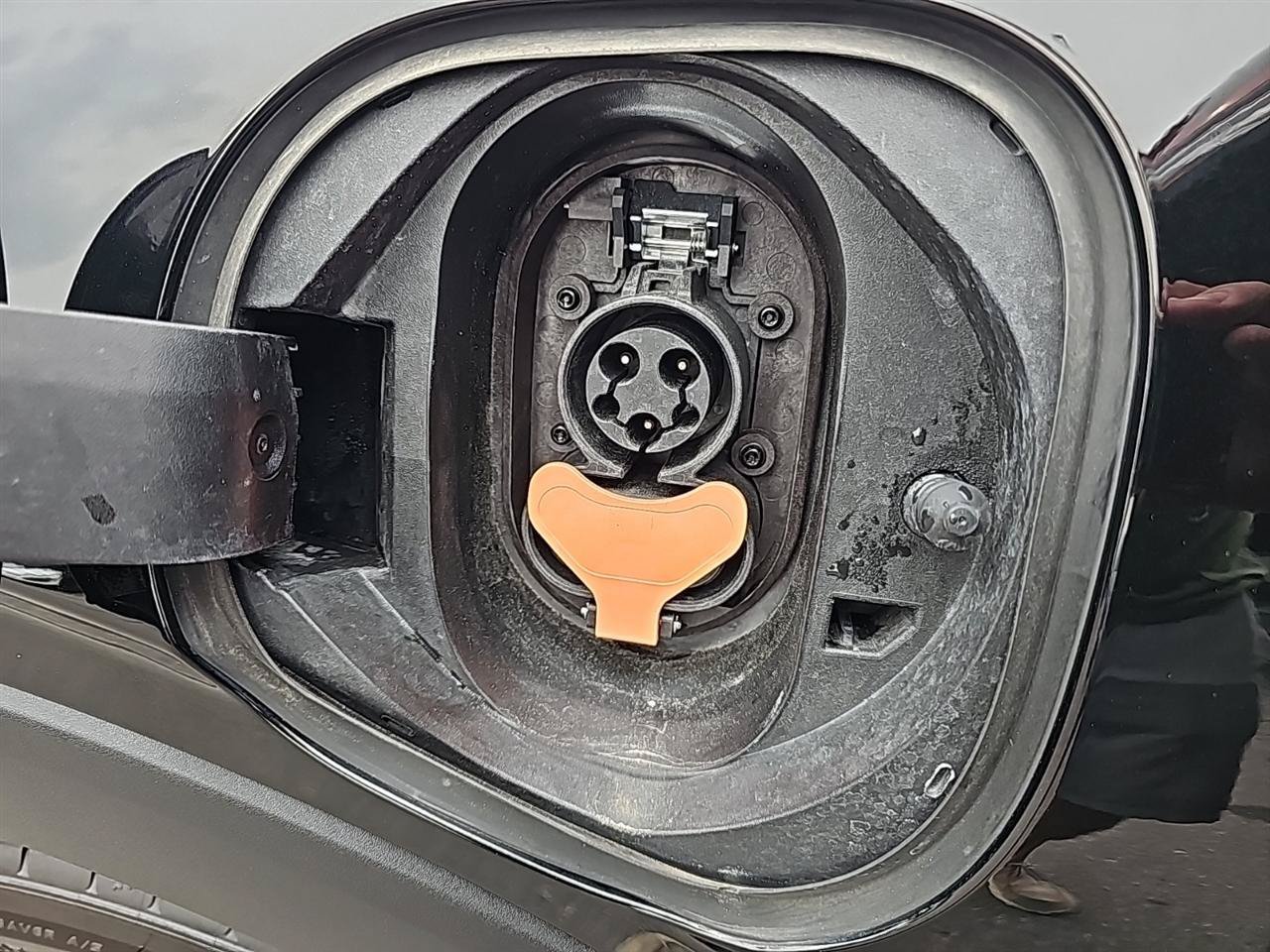 Used 2023 Chevrolet Bolt EUV Premier w/ Sun & Sound Package FWD image 12