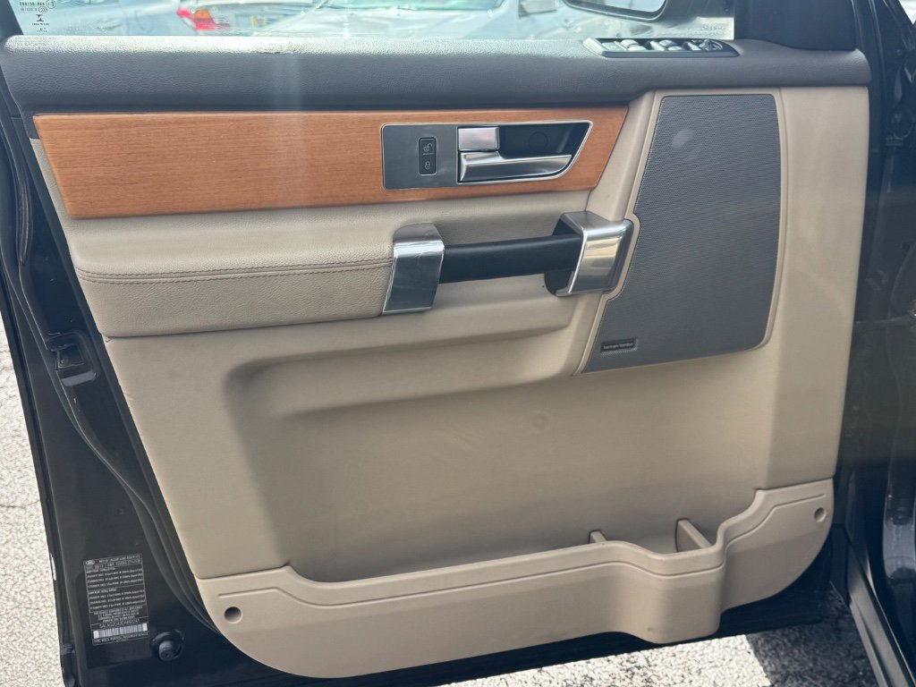 Used 2013 Land Rover LR4 HSE AWD/4WD image 15