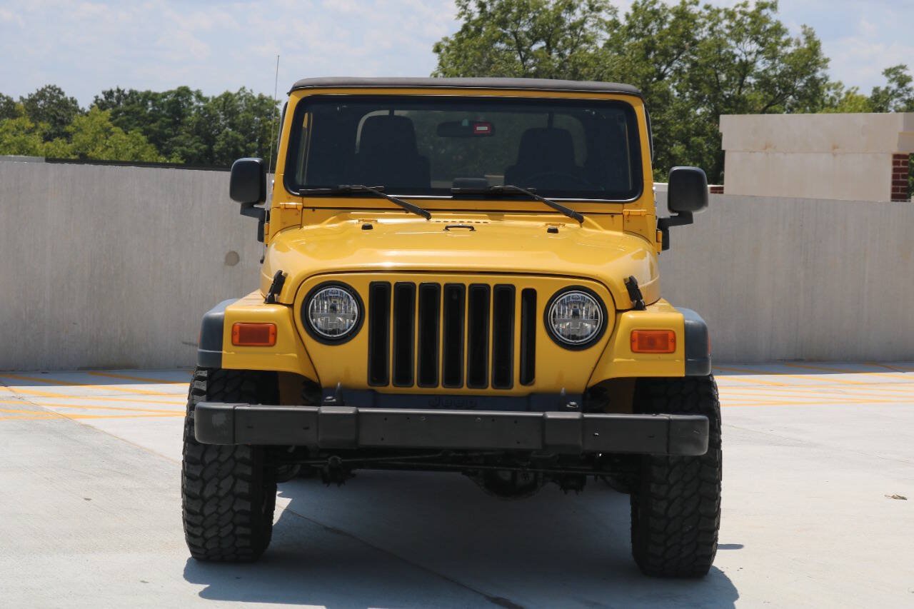 Used 2004 Jeep Wrangler X w/ Convenience Group AWD/4WD image 16