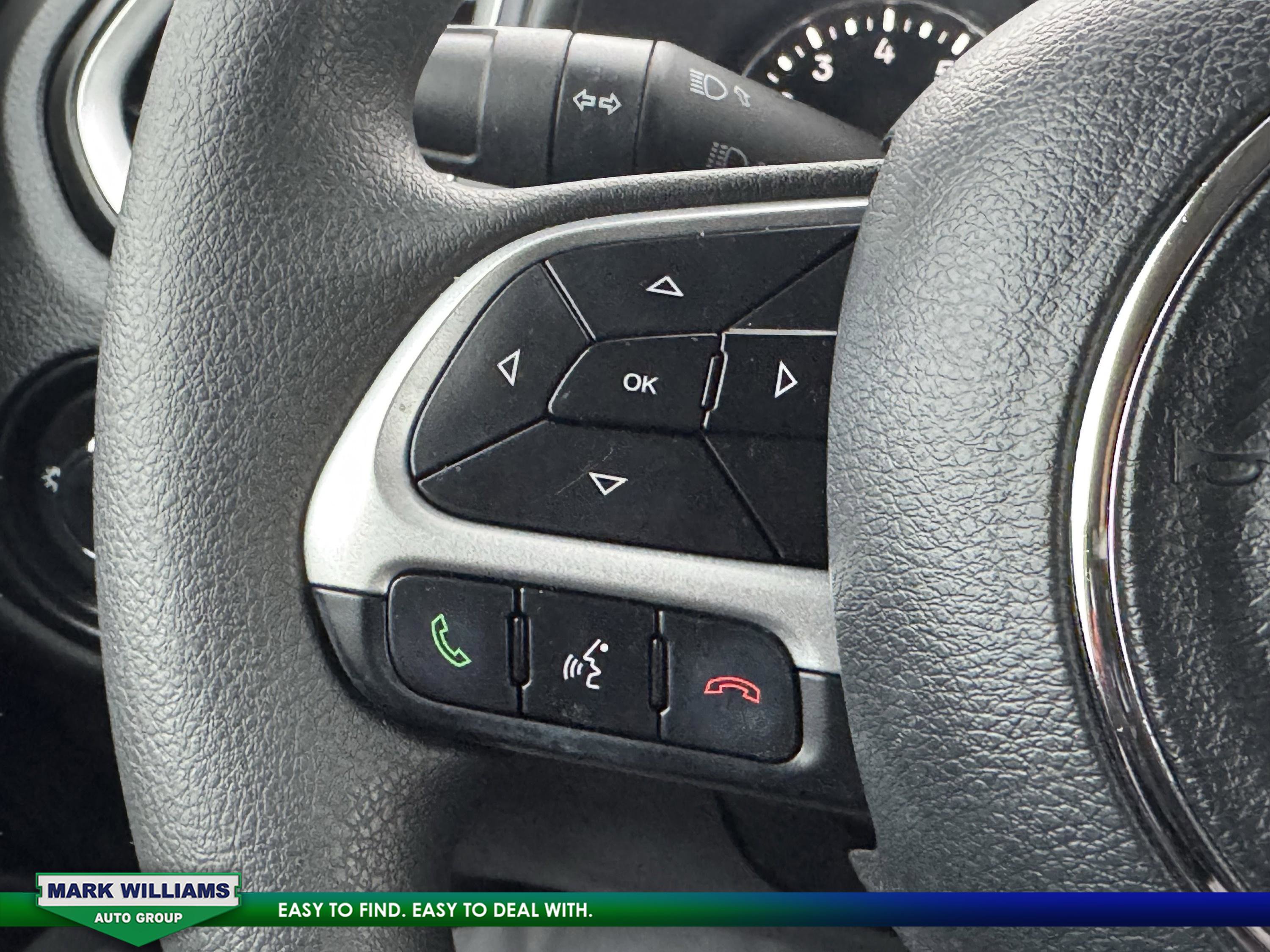 Used 2021 Jeep Renegade Sport image 13