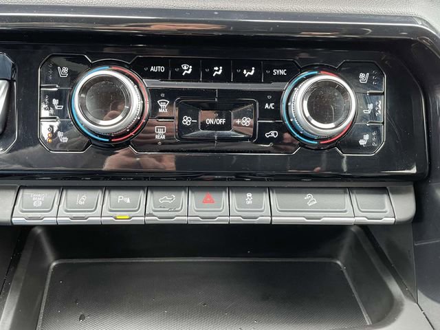 Certified 2025 GMC Sierra 2500 AT4 w/ AT4 Premium Plus Package image 24