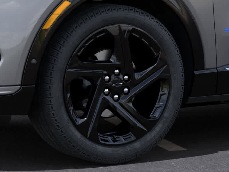 New 2025 Chevrolet Equinox EV RS image 9