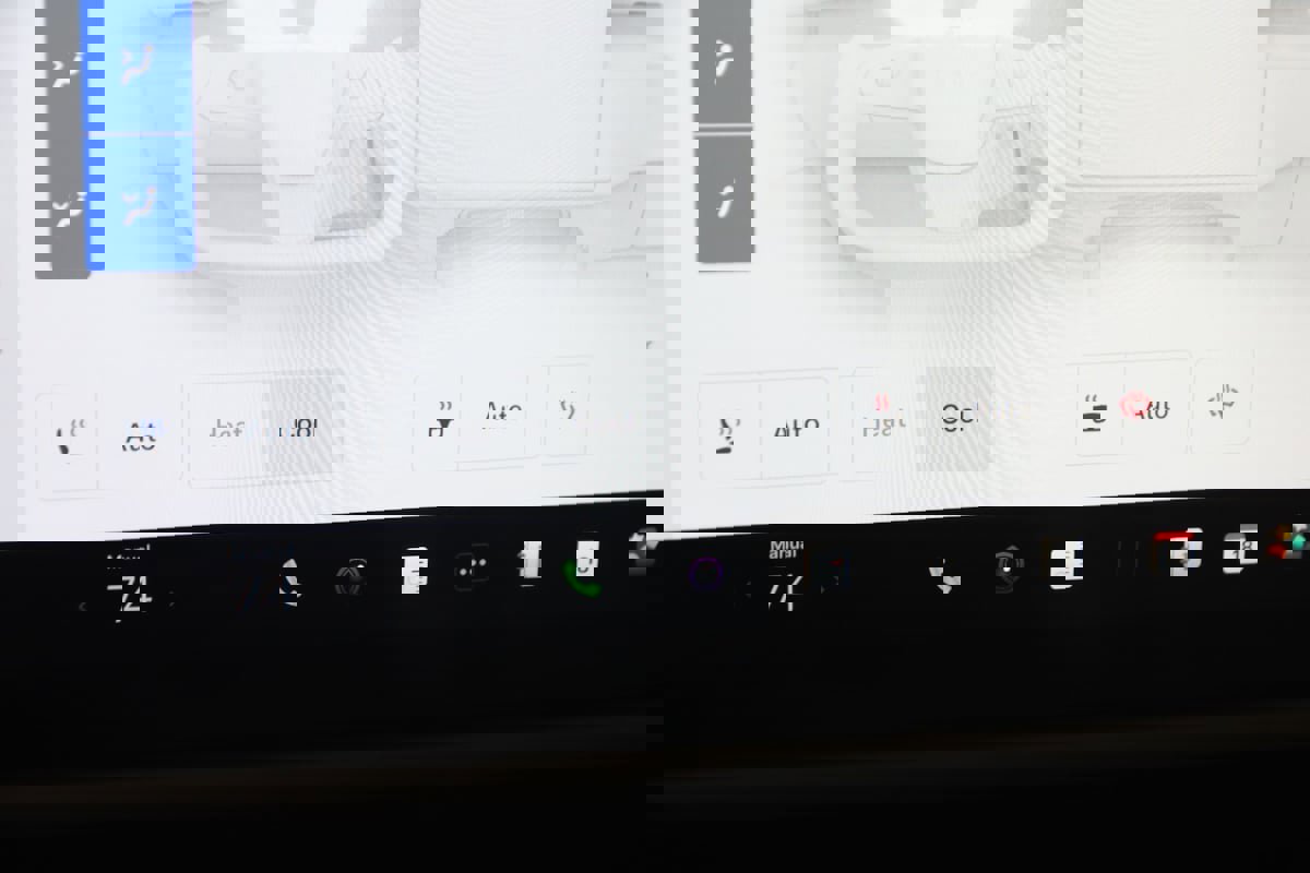 Used 2021 Tesla Model S Plaid image 8