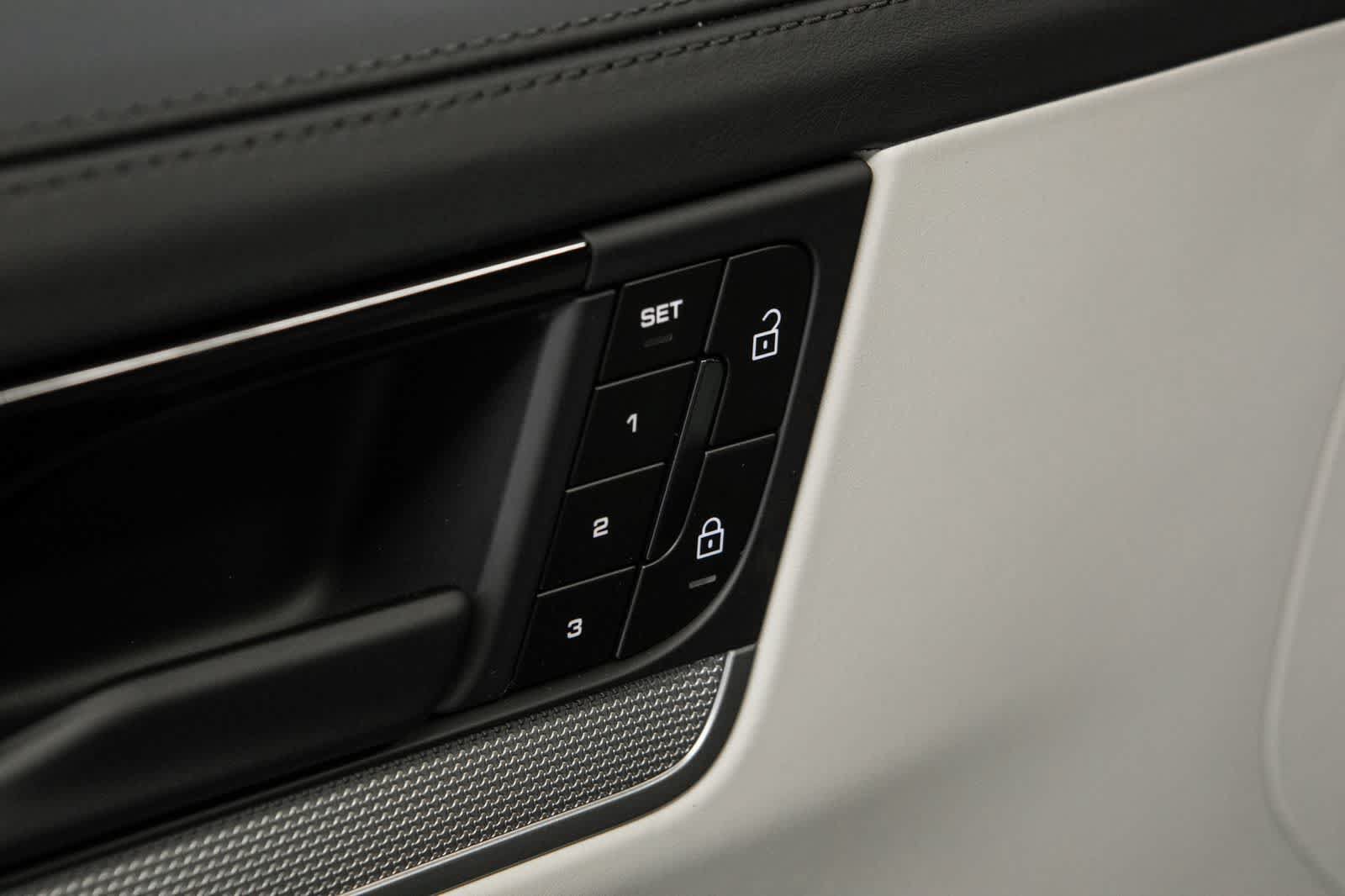 New 2026 Porsche Cayenne S AWD/4WD image 21