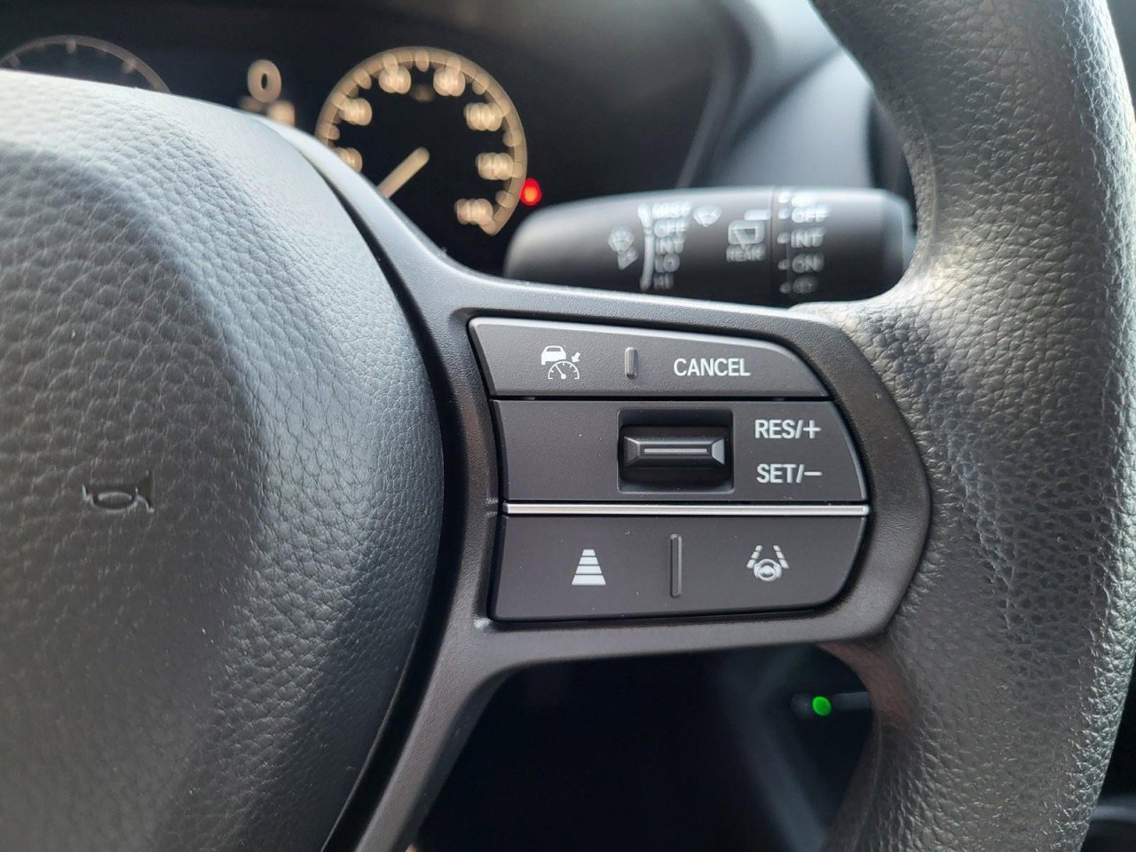 New 2026 Honda HR-V LX image 18