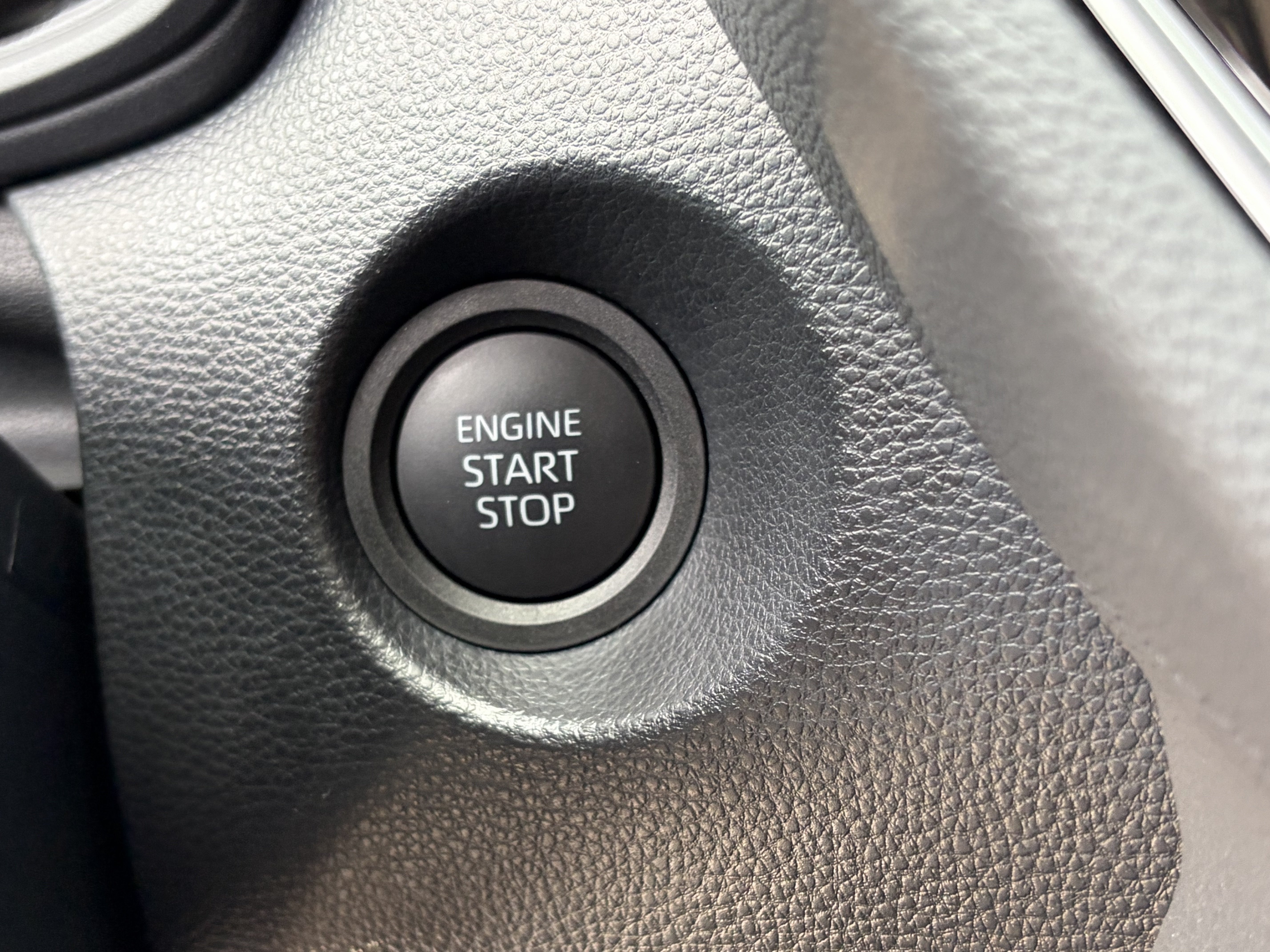 Certified 2026 Toyota Corolla Cross LE FWD image 24