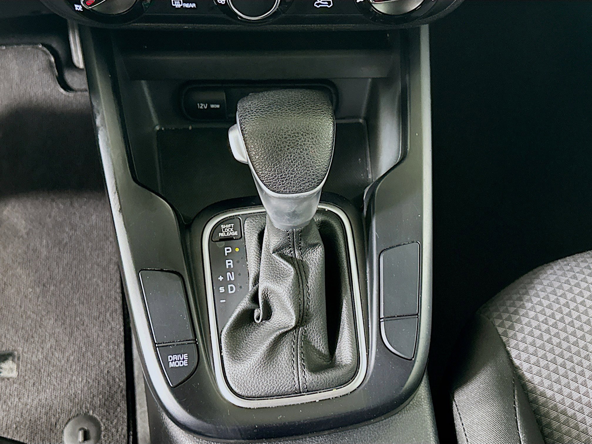 Used 2024 Kia Soul LX w/ Option Group 015 image 24