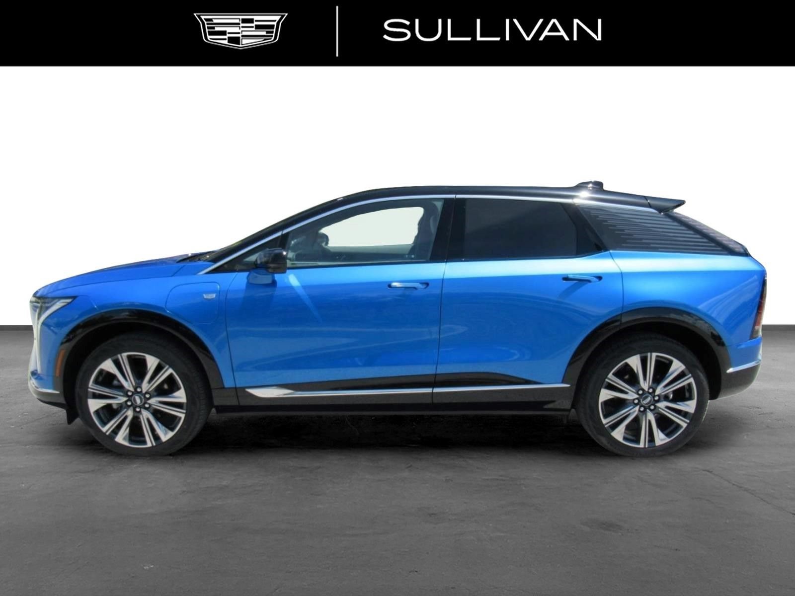 Certified 2025 Cadillac Optiq Luxury 2 AWD/4WD image 8